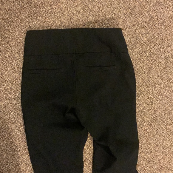 Black Ricki’s size 4 Skinny Dress Pant - Picture 5 of 5